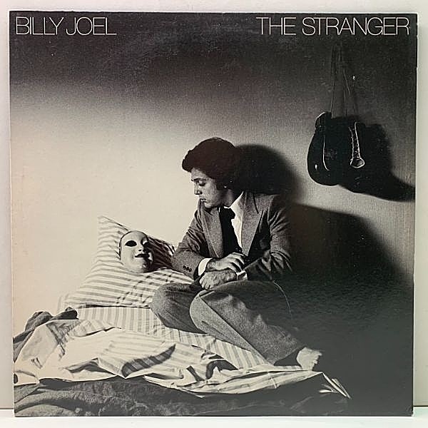 レコードメイン画像：美品 '77年 国内 初版 ビリー・ジョエル／ストレンジャー BILLY JOEL The Stranger (25AP 843) 解説・歌詞シート付き JPNプレス LP