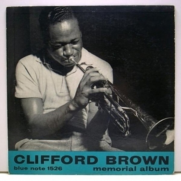 レコードメイン画像：美品 FLAT 青帯 額縁 完全オリジナル CLIFFORD BROWN Memorial Album (Blue Note BLP 1526) 激レア