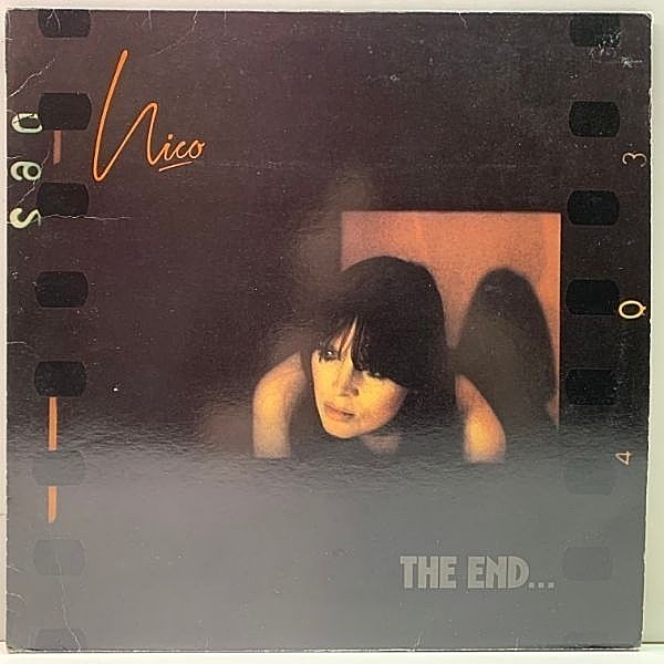 レコードメイン画像：美盤!! UK初期プレス NICO The End... ニコ／ジ・エンド (Island ILPS 9311) LP アナログ JOHN CALE プロデュース 内省的でDeepなカルト盤