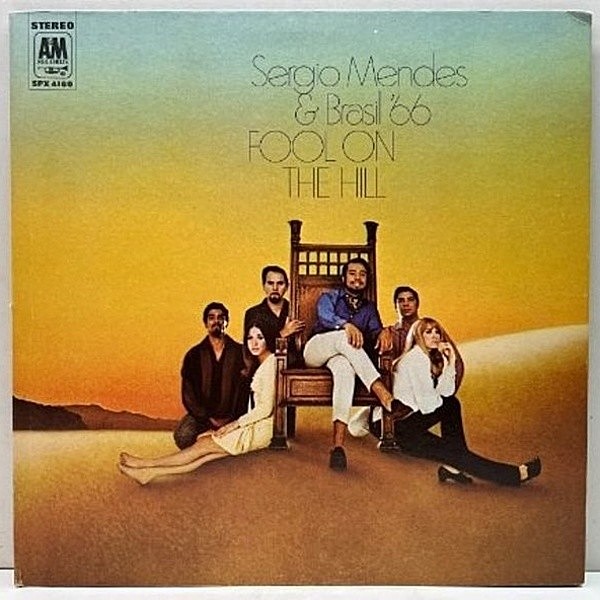 レコードメイン画像：美盤!! 茶ラベ USオリジナル SERGIO MENDES BRASIL '66 Fool On The Hill ('68 A&M SP 4160) Fool On The Hill, スカボロー・フェア ほか