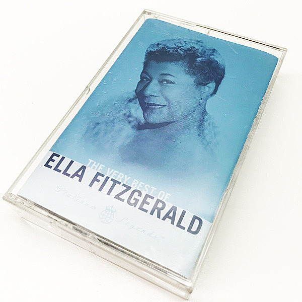 レコードメイン画像：CASSETTE TAPE／テープ ELLA FITZGERALD The Very Best Of Ella Fitzgerald ('01 Universal Music) エラ・フィッツジェラルド ベスト作品