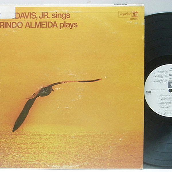 レコードメイン画像：白プロモ MONO 米 USオリジナル SAMMY DAVIS Jr. Sings LAURINDO ALMEIDA Plays ('66 Reprise) かもめジャケで知られる素晴らしい共演盤！