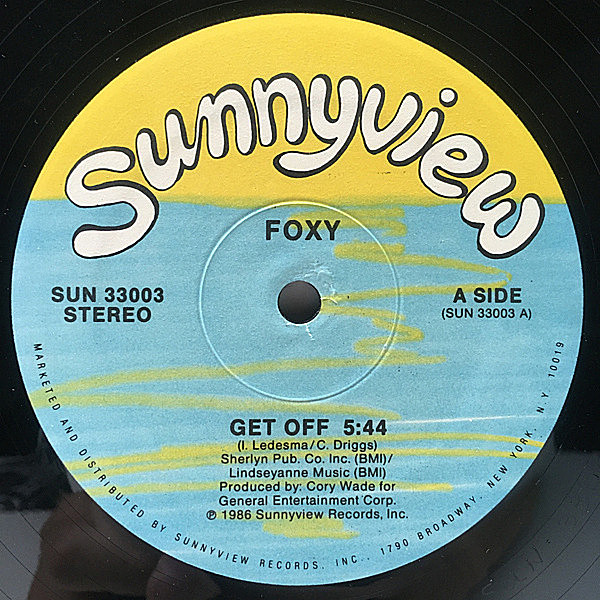 レコードメイン画像：【Bonus Drumsを含む3Ver.収録】US 12インチ FOXY Get Off ('86 Sunnyview) マイアミ T.K. DISCO クラシック！フォクシー／ゲット・オフ