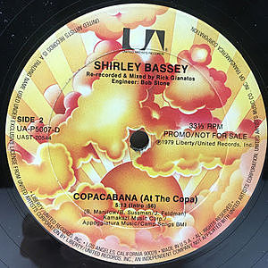 レコード画像：SHIRLEY BASSEY / Copacabana (At The Copa) / This Is My Life (La Vita)