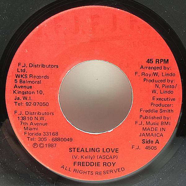レコードメイン画像：珍7インチ【メロウ・レゲエ～ラヴァーズ傑作】JAMAICA オリジナル FREDDIE ROY Stealing Love ('87 F.J.) Willie Lindo プロデュース 45's