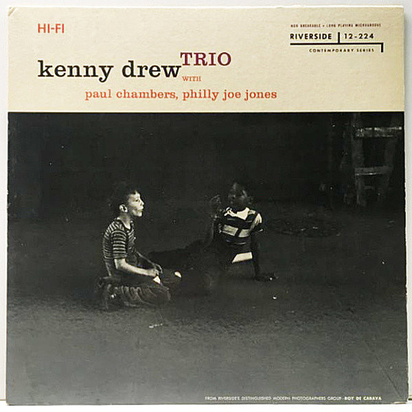 レコードメイン画像：【FLAT 完全オリジナル】MONO 白ラベ 深溝 KENNY DREW TRIO (Riverside RLP 12-224) フラット 3色文字 Paul Chambers, Philly Joe Jones