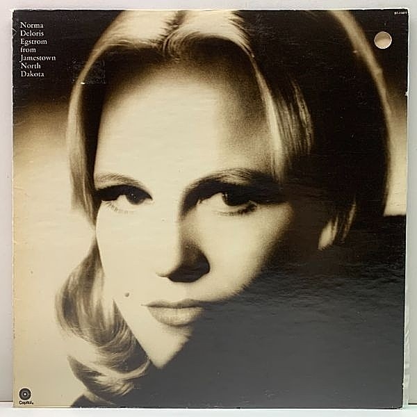 レコードメイン画像：【カヴァー・アルバム】US初期 朱ターゲット PEGGY LEE Norma Deloris Egstrom From Jamestown North Dakota (Capitol) A Song For You 他