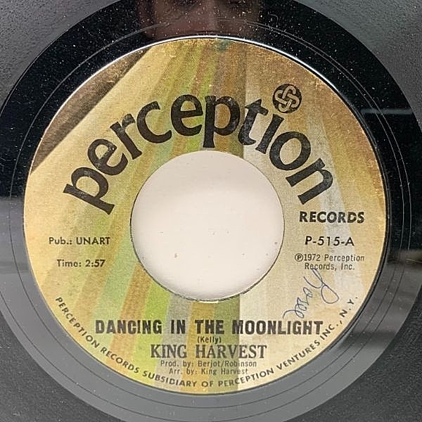 レコードメイン画像：【Dancing In The Moonlight】USオリジナル KING HARVEST 屈指の人気・ヒット曲 ('72 Perception P-515) 45回転 7インチ