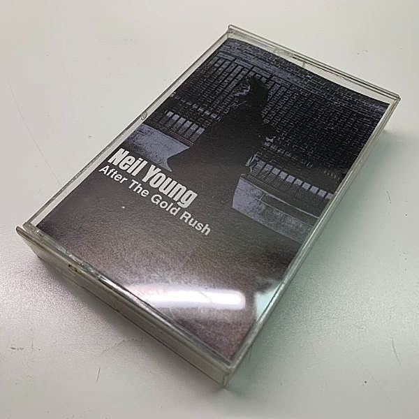 レコードメイン画像：US製 CASSETTE TAPE／カセットテープ NEIL YOUNG After the Gold Rush (Reprise) ニール・ヤング SSW 名盤
