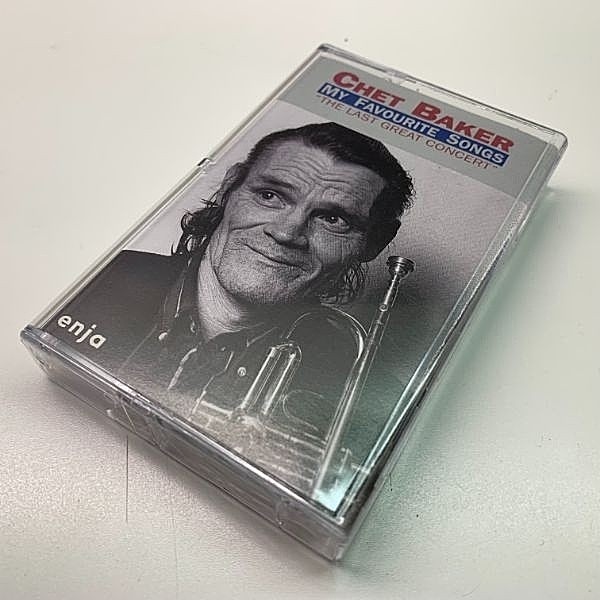 レコードメイン画像：【'88年当時のUS製】CASSETTE TAPE／カセット テープ CHET BAKER My Favourite Songs - The Last Great Concert (Enja) 最晩年のコンサート