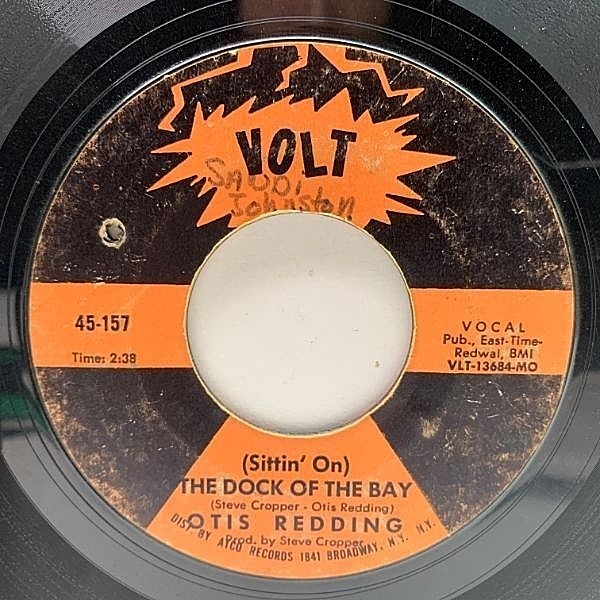 レコードメイン画像：USプレス 7インチ OTIS REDDING (Sittin' On) The Dock Of The Bay ('68 Volt) オーティス・レディング／ドック・オヴ・ベイ 代表曲 45RPM.