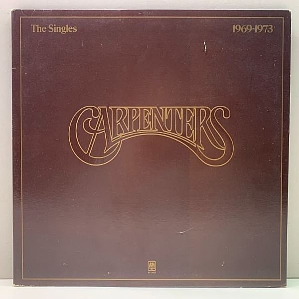 レコードメイン画像：【稀少な冊子付き】マトPのみ エンボス凸仕様 USオリジナル CARPENTERS Singles 1969 - 1973 ('73 A&M) カーペンターズ LP