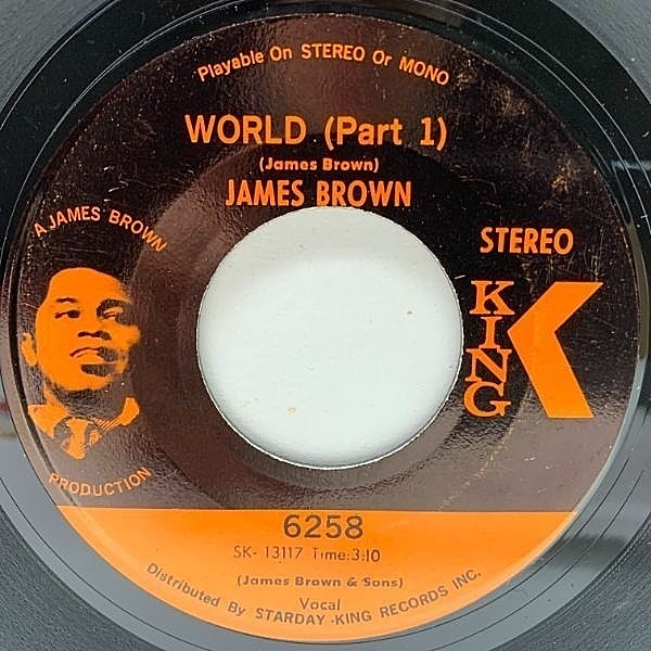 レコードメイン画像：【2部構成のミッドテンポ・ファンキー・ソウル】USオリジナル 7インチ JAMES BROWN World ('69 King) ジェームス・ブラウン 45RPM.