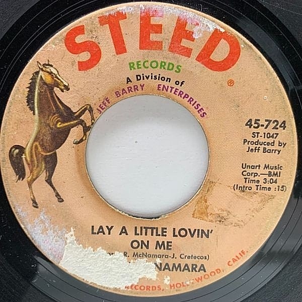 レコードメイン画像：【ジェフ・バリー調のファンキーなポップロック】USオリジナル 7インチ ROBIN McNAMARA Lay A Little Lovin' On Me ('70 Steed) 45RPM.