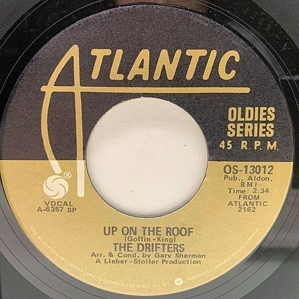 レコードメイン画像：良好!! 7インチ THE DRIFTERS Up On The Roof / Please Stay (Atlantic) DooWop名曲 w/ BEN E. KING
