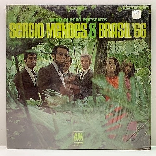レコードメイン画像：希少なシュリンク付き美品!! 茶ラベ US初期プレス SERGIO MENDES BRASIL '66 Herb Alpert Presents ～ 1st アルバム (A&M)