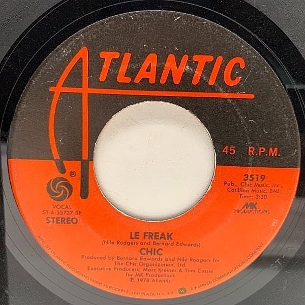 レコードメイン画像：【DISCO CLASSIC】USオリジナル 7インチ CHIC Le Freak / Saviour Faire ('78 Atlantic)おしゃれフリーク 45RPM.