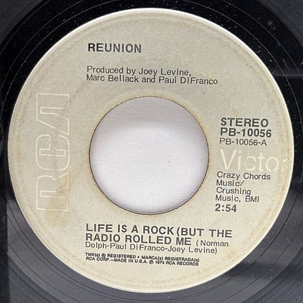 レコードメイン画像：【早口バブルガムポップ】USオリジナル 7インチ REUNION Life Is A Rock ('74 RCA Victor) 元祖HIP-HOP ジョーイ・レヴィーン 45RPM.