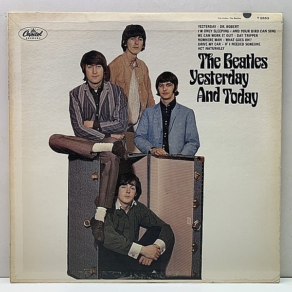 レコードメイン画像：美ジャケ＆美再生!! MONO 虹ラベ USオリジナル THE BEATLES Yesterday And Today ('66 Capitol) トランク・ジャケット ※Not Butcher