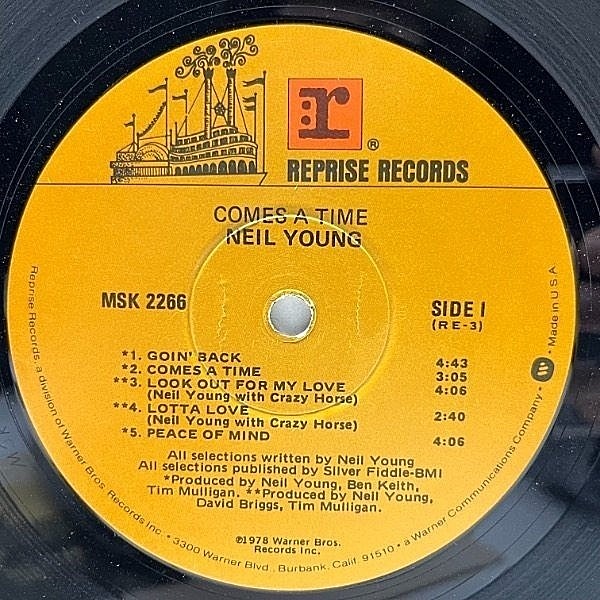 Neil Young - Comes A Time レコード Comes A Time Vinyl | Neil Young US Official Store