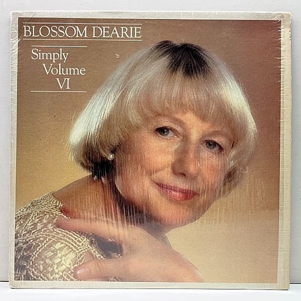 レコードメイン画像：シュリンク良好!! USオリジナル BLOSSOM DEARIE Simply Volume VI (自主レーベル Daffodil) BOB DOROUGH 2曲参加 ブロッサム・ディアリー