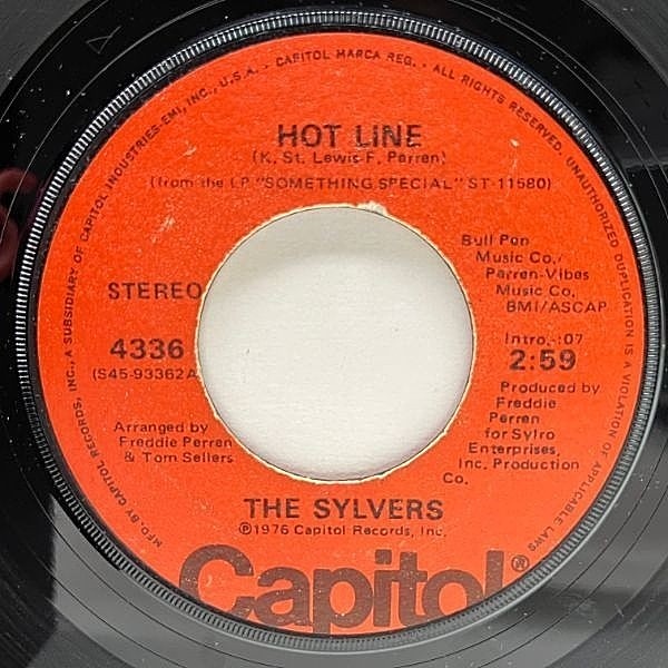 レコードメイン画像：USオリジナル THE SYLVERS Hot Line / That's What Love Is Made Of ('76 Capitol) キッズ・ちびっ子ソウル ミディアム・メロウ 45RPM.