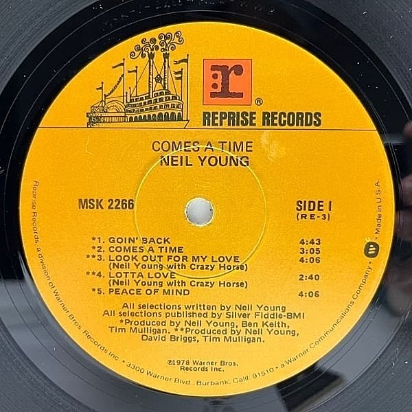 NEIL YOUNG / Comes A Time (LP) / Reprise | WAXPEND RECORDS