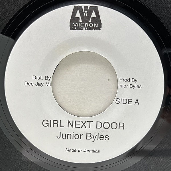 レコードメイン画像：美盤!! 7インチ JAプレス JUNIOR BYLES Girl Next Door / Next Door Dub (Micron) LEE PERRY 牧歌的ルーツトラック 45RPM.