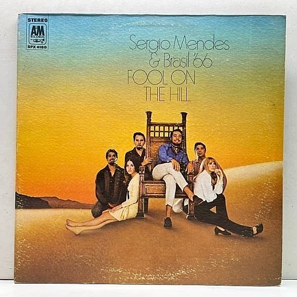 レコードメイン画像：良好!! 初版 茶ラベ USオリジナル SERGIO MENDES BRASIL '66 Fool On The Hill ('68 A&M SP 4160) Fool On The Hill, スカボロー・フェア