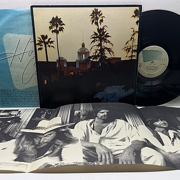 レコードメイン画像：未使用ポスター完品 初版 7E規格 USオリジナル EAGLES Hotel California ('76 Asylum) ホテル・カリフォルニア || SPプレス