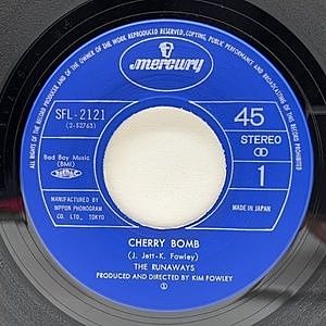 RUNAWAYS / Cherry Bomb (7) / Mercury | WAXPEND RECORDS