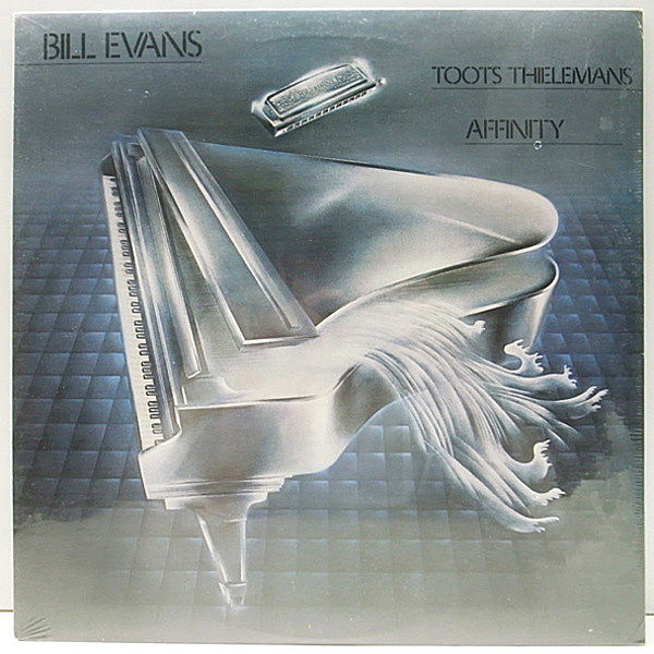 レコードメイン画像：シールド・未開封!! USオリジナル BILL EVANS Affinity ('79 Warner Bros.) TOOTS THIELEMANSとの共演作！ビル・エヴァンス SEALED COPY LP
