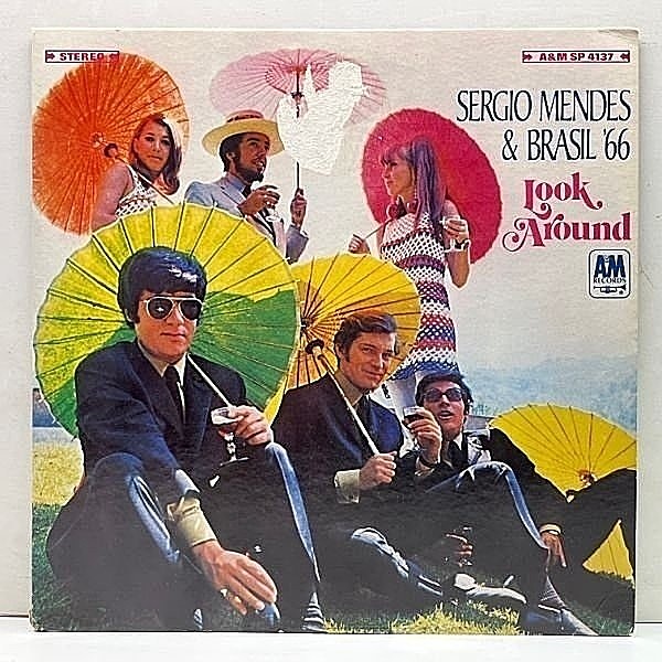 レコードメイン画像：USオリジナル 初版 茶ラベ SERGIO MENDES BRASIL '66 Look Around (A&M SP 4137) セルジオ・メンデス 全盛期の傑作 Tristeza, Roda