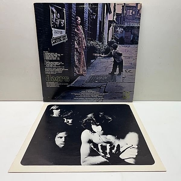 The Doors レコード The Doors】(1967) 真っ暗闇のサイケデリック｜よっしー