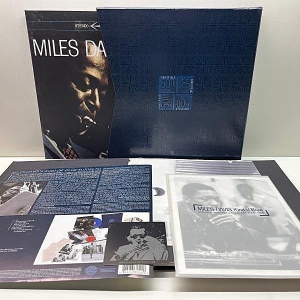 レコードメイン画像：豪華付録多数【LTD. LP+2CD+DVD】MILES DAVIS Kind Of Blue 50周年記念 限定BOXセット！マイルス・デイヴィス／カインド・オブ・ブルー