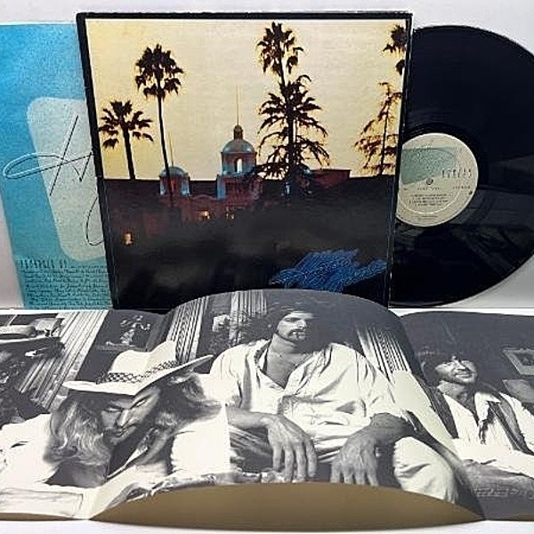 レコードメイン画像：レアな良好品!! 未使用ポスター完品 初版 7E規格 USオリジナル EAGLES Hotel California ('76 Asylum) ホテル・カリフォルニア || PRC表記