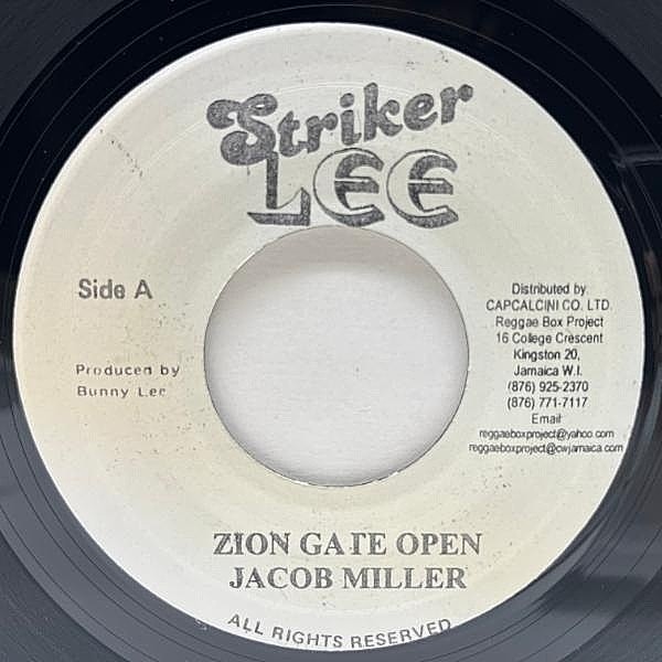 レコードメイン画像：【シンバルのエッジをドス黒く刻む最高のスモーキーGROOVE】美盤!! JAプレス 7インチ JACOB MILLER Zion Gate Open (Striker Lee) 45RPM.