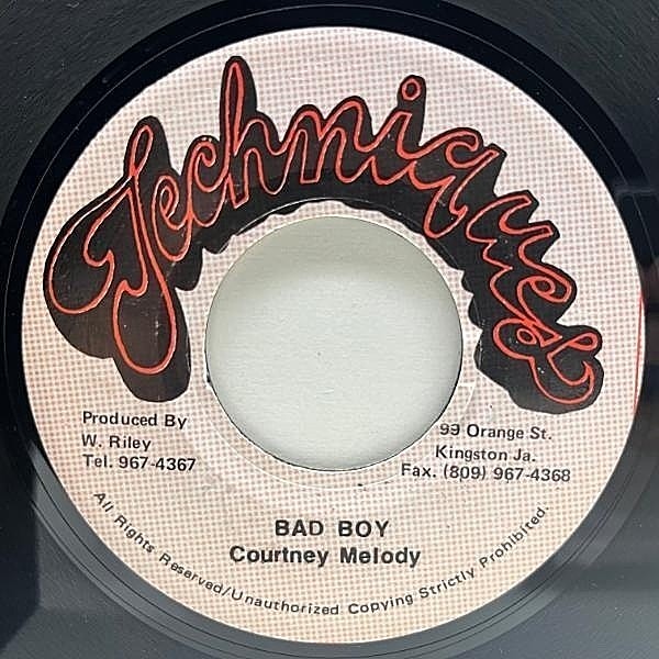 レコードメイン画像：【サウンドクラッシュ定番チューン】JAオリジナル 7インチ COURTNEY MELODY Bad Boy アウト・オブ・キー歌唱のカルト的人気シンガー