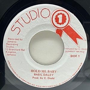 レコード画像：BASIL DALEY / Hold Me Baby