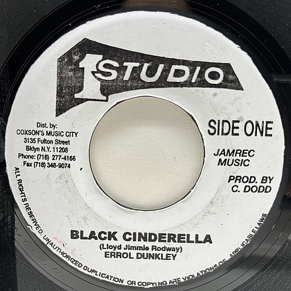 レコードメイン画像：JAプレス 7インチ ERROL DUNKLEY Black Cinderella (Studio One) クラシック風情が際立った重厚ファンデーション！45RPM.