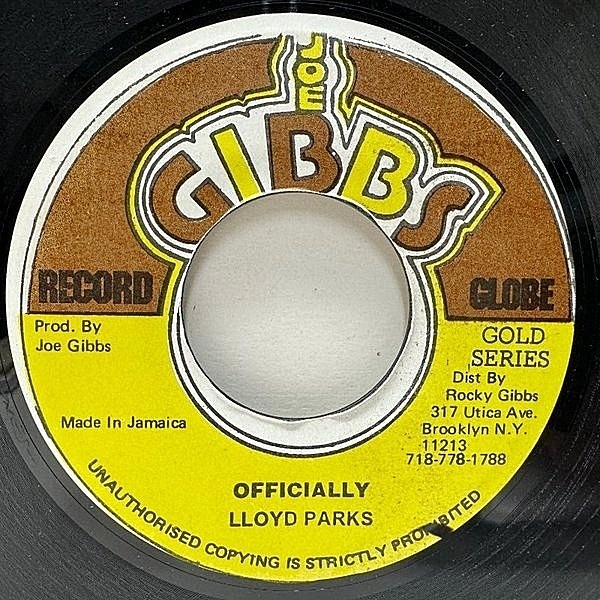 レコードメイン画像：【70's BIG FOUNDATION】JAプレス LLOYD PARKS Officially (Joe Gibbs) ロイド・パークスが放った不朽のファウンデーション！