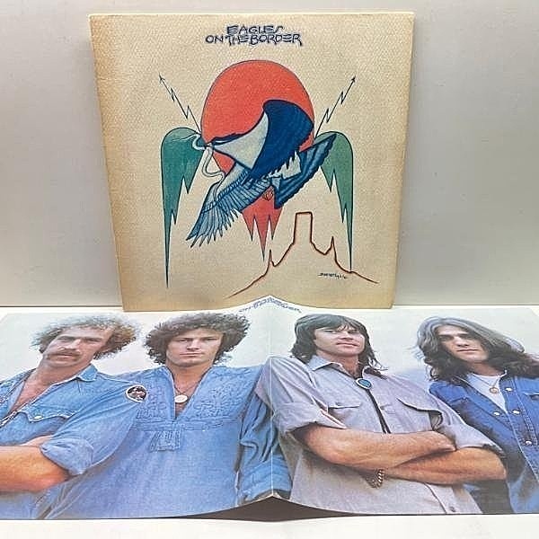 レコードメイン画像：【レアなポスター付き】良好!! 初版 7E規格 雲ラベル USオリジナル EAGLES On The Border ('74 Asylum) 手書きCP刻印＝Pitman Pressing