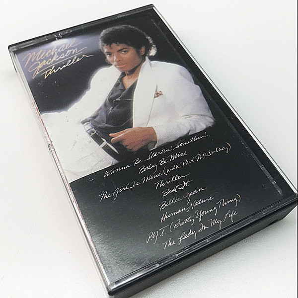 レコードメイン画像：CASSETTE TAPE / テープ MICHAEL JACKSON Thriller ('82 Epic) マイケル・ジャクソン／スリラー