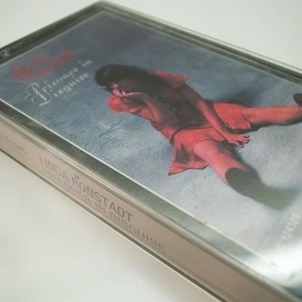 レコードメイン画像：CASSETTE TAPE／テープ LINDA RONSTADT Prisoner In Disguise ('75 Asylum) リンダ・ロンシュタット／哀しみのプリズナー