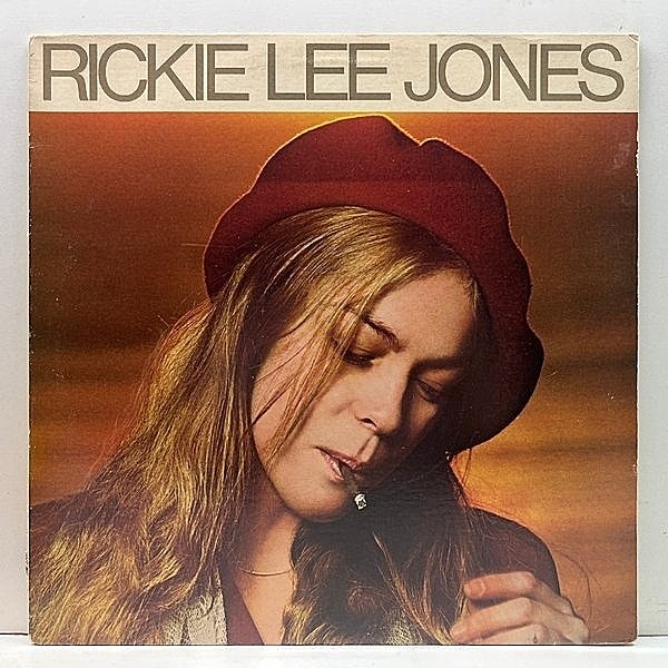 レコードメイン画像：USオリジナル 初版 横縞ボーダー RICKIE LEE JONES 1st ('79 Warner) リッキー・リー・ジョーンズ 浪漫 米SSW 優秀録音 米 LP 原盤