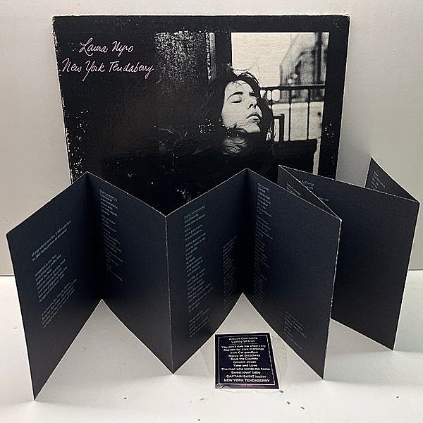 レコードメイン画像：良好盤!! 初版 2eye USオリジナル LAURA NYRO New York Tendaberry 【w/ バルコニー冊子＋ハイプステッカー】ローラ・ニーロ 米 LP 原盤