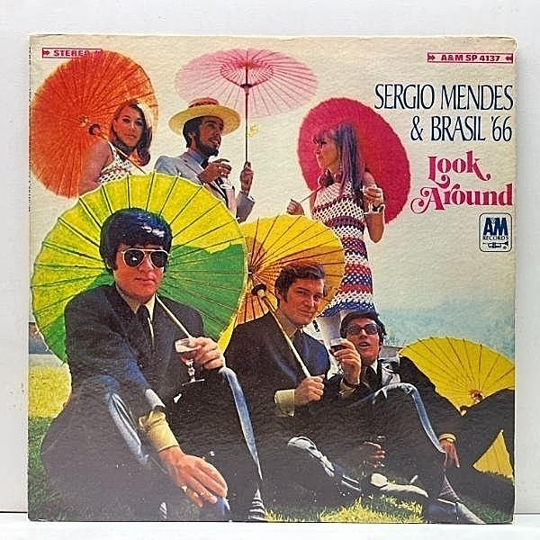 レコードメイン画像：USオリジナル 初版 茶ラベ SERGIO MENDES BRASIL '66 Look Around (A&M SP 4137) セルジオ・メンデス全盛期の傑作 Tristeza, Roda