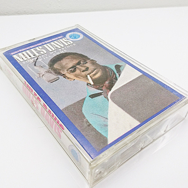 レコードメイン画像：CASSETTE TAPE／テープ MILES DAVIS Someday My Prince Will Come ('90 Columbia) マイルス・デイビス いつか王子様が 名盤