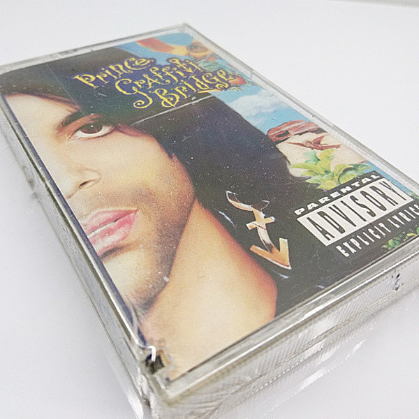 レコードメイン画像：未開封 PRINCE Graffiti Bridge ('90 Warner) プリンス 主演映画 サントラ CASSETTE TAPE／カセット テープ