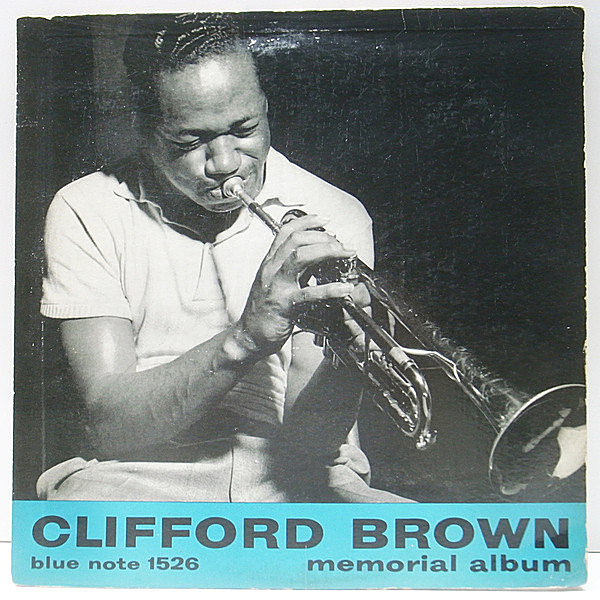 レコードメイン画像：激レア 完全オリジナル《青帯・額縁・FLAT・Lexington》CLIFFORD BROWN Memorial Album (Blue Note BLP 1526) 手書きRVG 深溝 MONO